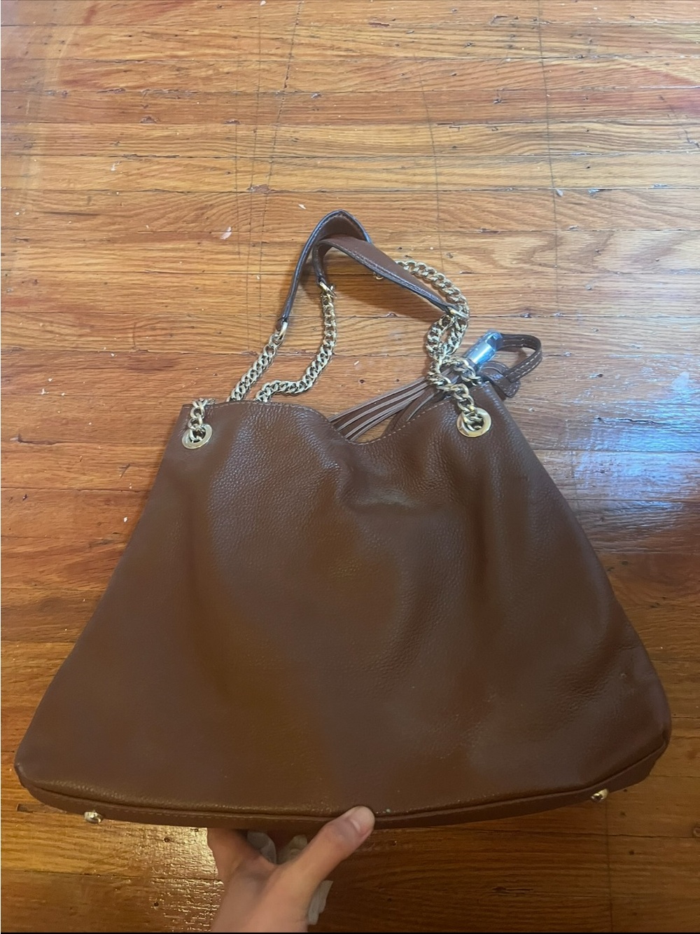 Gucci Brown Pebbled Leather Shoulder Bag with Gold Chain Straps - Picture 4 of 4